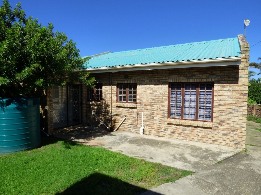 4 Bedroom Property for Sale in West Bank Eastern Cape